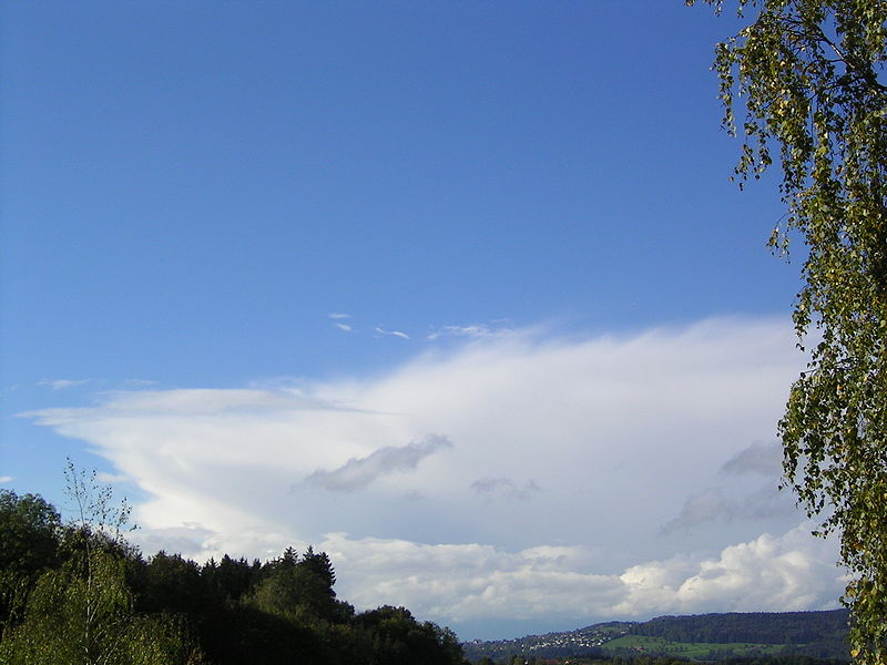 File:Clouds CH3.jpg