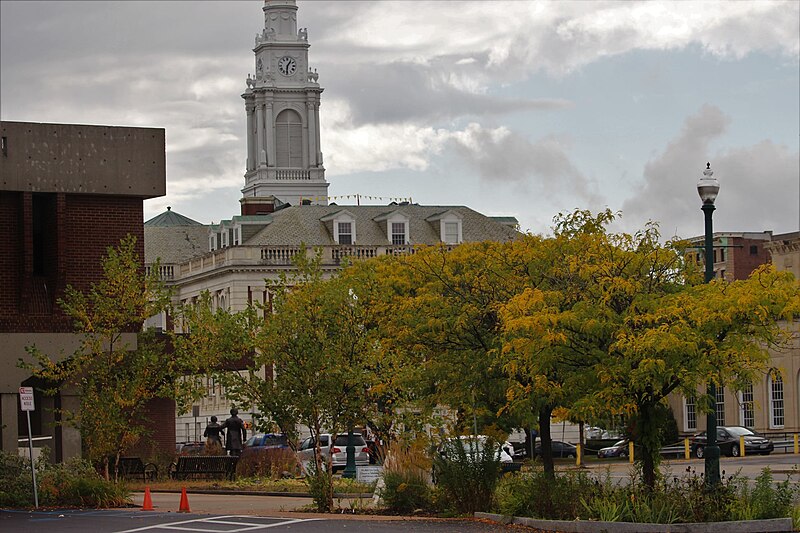 File:Clouds adrift over Schenectady, New York.jpg