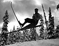 Cross country skier, probably Cascade Mountains (2512483442).jpg