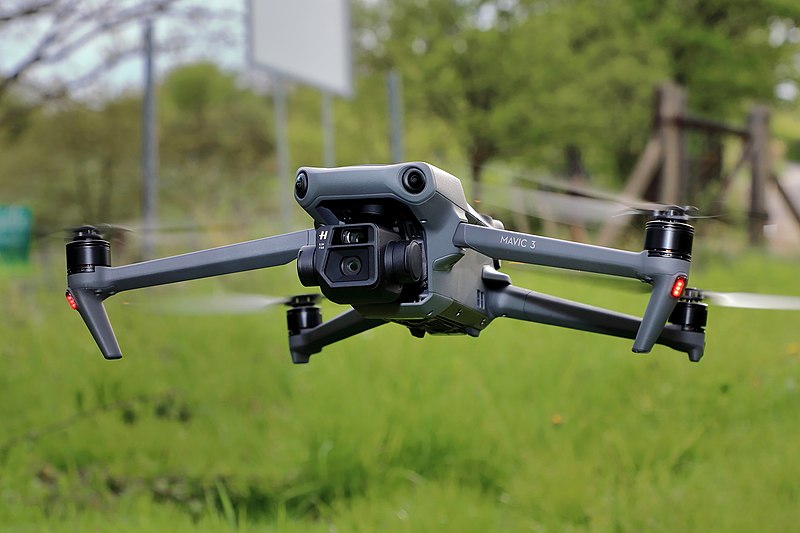 File:DJI - Drohne Mavic 3.JPG