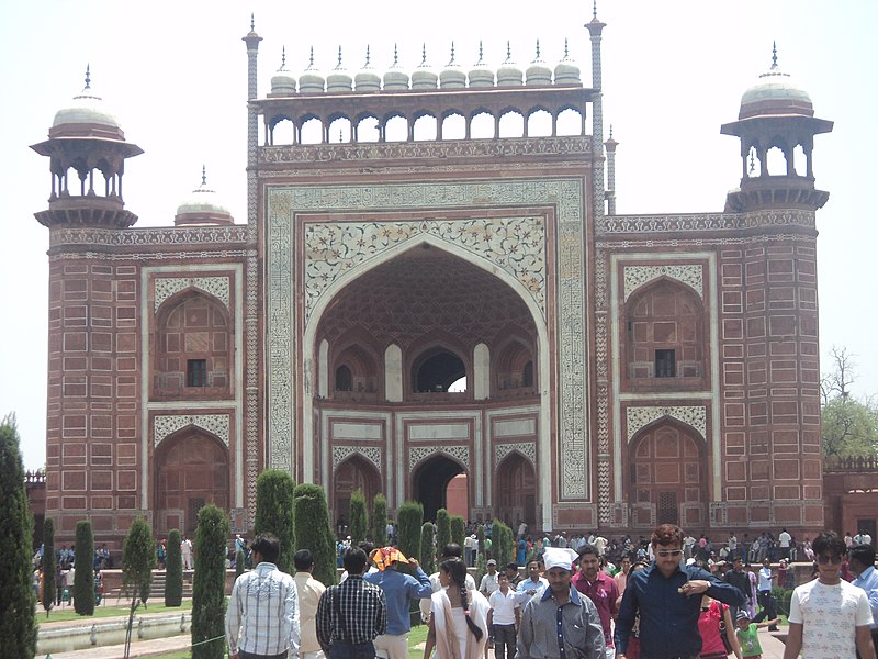 File:Darwaza-i-rauza (Entrance of The Taj Mahal).JPG