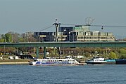 Beim Wenden an der Zoobrücke