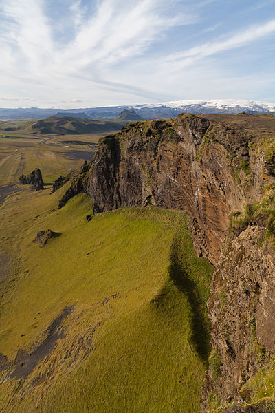 File:Dyrhólaey, Suðurland, Islandia, 2014-08-17, DD 152.JPG