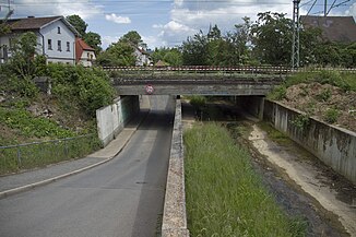 In Ebensfeld, the Kellbach crosses the Hof – Bamberg railway line