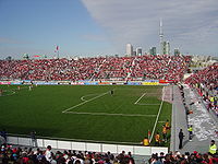 Doğu-stand-destekçileri-bmo-field.jpg