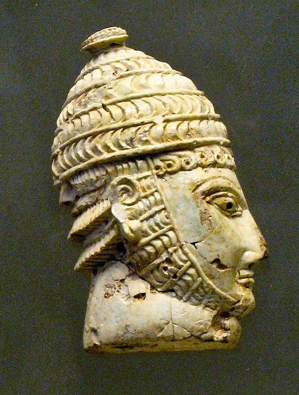 Warrior wearing a boar's tusk helmet, from a Mycenaean chamber tomb in the Acropolis of Athens, 14th–13th century BC.