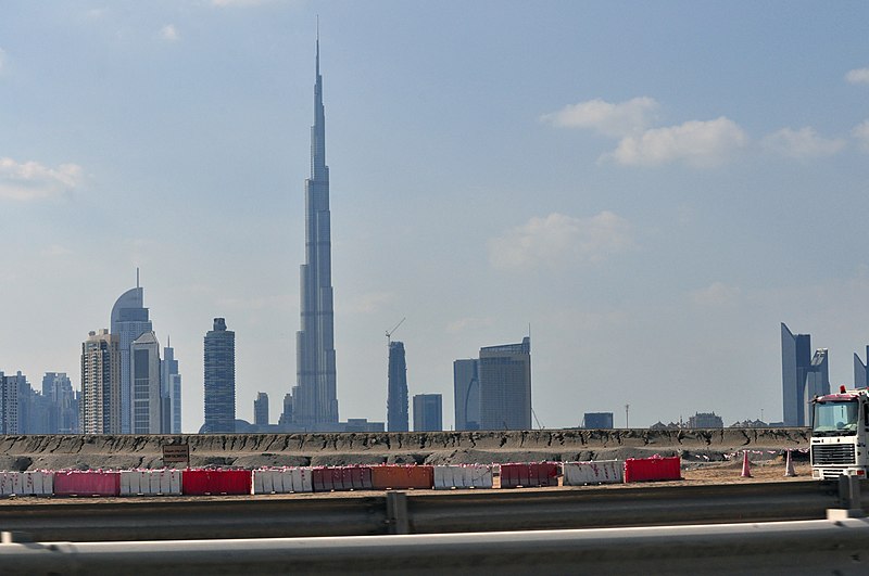 File:Emirates - panoramio (68).jpg