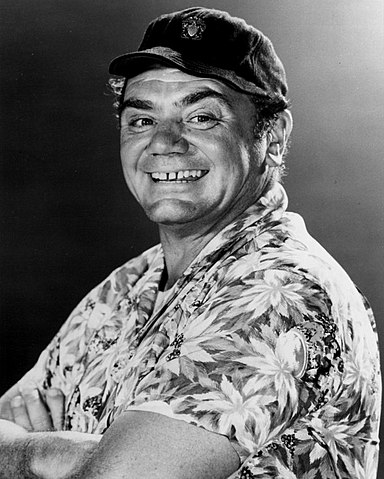 Agenda quotidien : juillet 2023 384px-Ernest_Borgnine_McHale_McHale%27s_Navy_1962