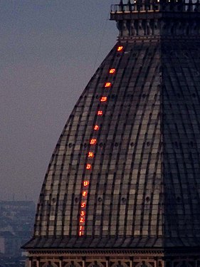 Fibonacci-Zahlen auf der Mole Antonelliana in Turin