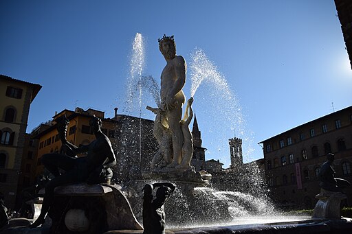 La Fontana del Nettuno, giochi d'acqua in Piazza della Signoria, Firenze