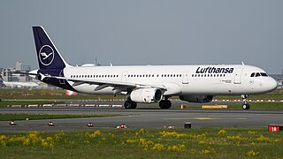 Frankfurt Airport Lufthansa Airbus A321-231 D-AIDL (DSC04016).jpg
