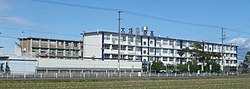 Gifu prefectural Ogaki commercial high school.jpg