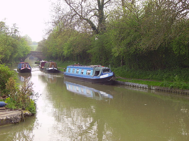 File:Grand Union Canal Crick Wharf 4.JPG