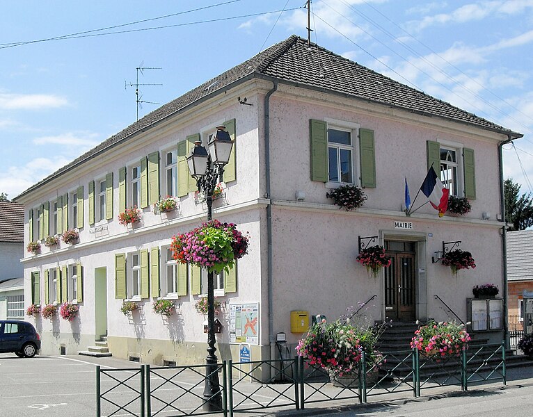 File:Grentzingen, Mairie.jpg