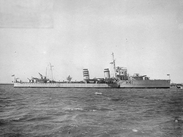 Sister ship Ardent anchored, 1930