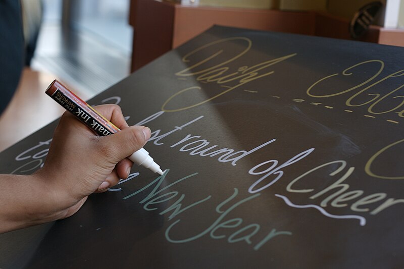 File:Handwriting at Starbucks.jpg