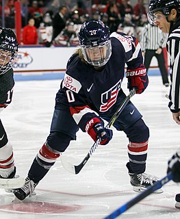 Hannah Brandt American ice hockey player