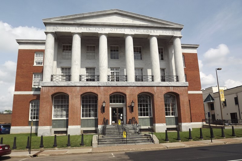 File:Harrisonburg City Virginia United States Post Office and Court House view c. 2010.tif