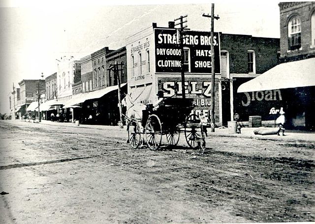 Downtown Humboldt in 1901