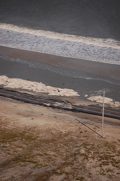 File:Hurricane Sandy - sandbagged beach, Cape Hatteras.jpg