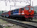 BB 304 23 di Stasiun Beos, 2004, sebelum dimutasi ke Dipo Lokomotif Jember.