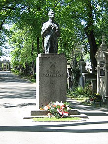 Daszyńskip paminklas Krokuvos Rakovicų kapinėse
