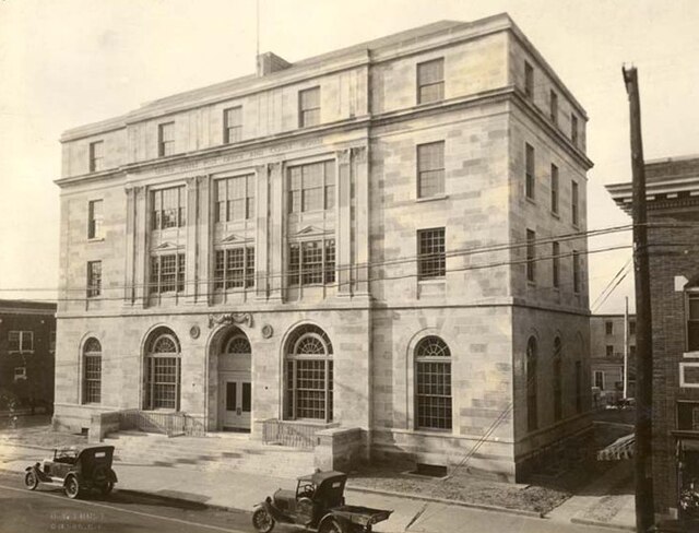 File:Imagination Station Science Museum, former federal courthouse & post  office, 1928, Wilson (Wilson County, North Carolina).jpg - Wikimedia Commons