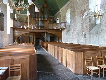 Innenansicht mit Orgel