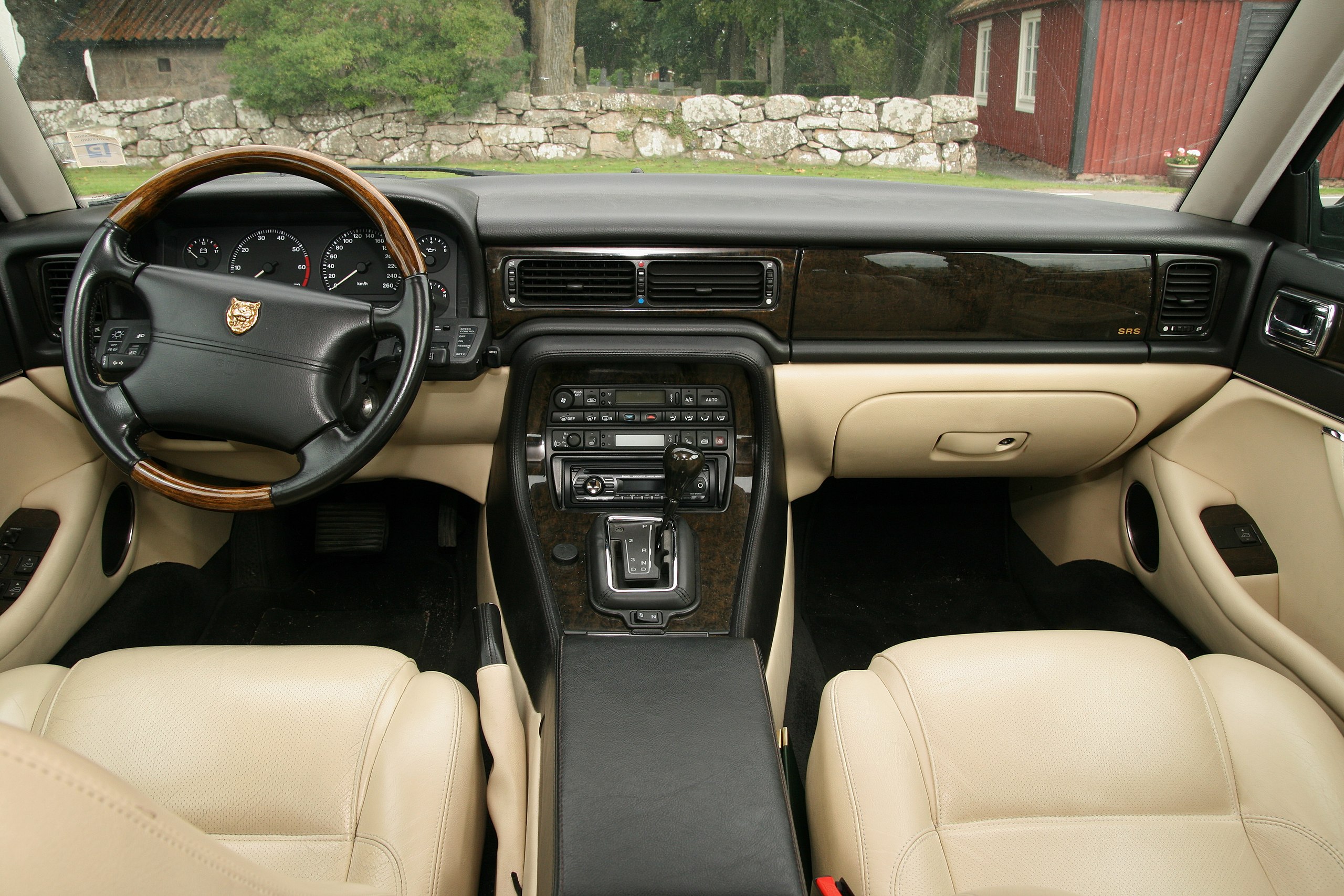 jaguar xjl interior