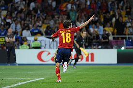 Jordi Alba célébrant son premier but en sélection espagnole le 1er juillet 2012 lors de la finale de l'Euro 2012.