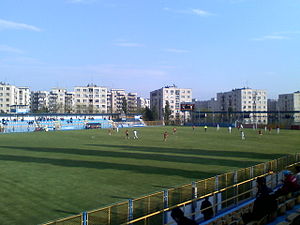 Stadion Juventus Bucureşti tijekom utakmice 24. svibnja 2009. s AS Filipeştii de Pădure, rezultat 4-0.jpg