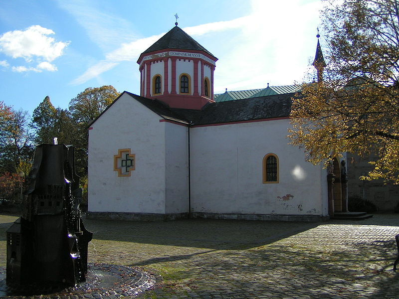 File:Kapelle Heiligkreuz Trier 02.jpg