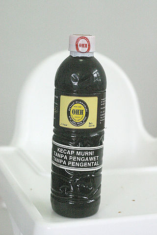 <span class="mw-page-title-main">Sweet soy sauce</span> Sweetened aromatic soy sauce, originating from Java, Indonesia
