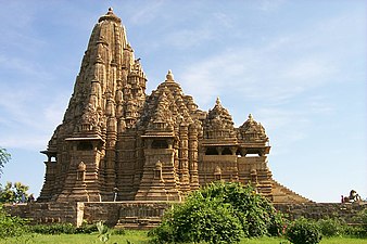 Khajuraho - Kandariya Mahadeo Temple.jpg