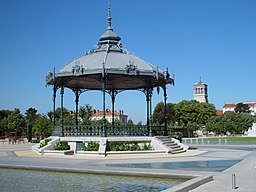 Champs de Mars og Kiosque Peynet