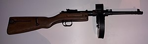 Kulometná pistole vz. 38 (replica).jpg