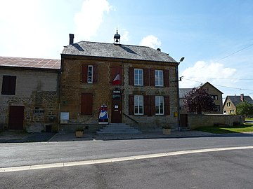 Fájl:La_Horgne_(Ardennes)_mairie_et_musée_des_Spahis.JPG