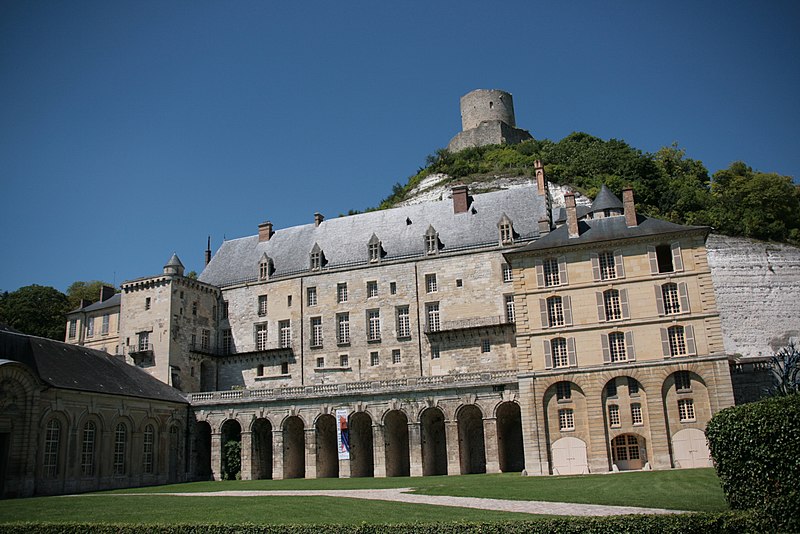 File:La Roche-Guyon IMG 0233 (1019993241).jpg