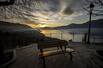 Lake Maggiore in Brezzo di Bedero Photograph: Ale72forWiki - Link