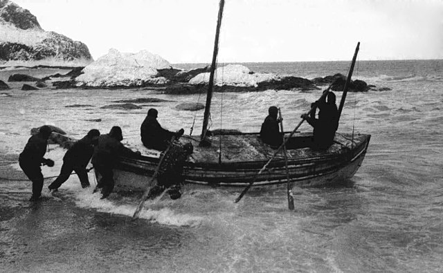 Launching the James Caird from the shore of Elephant Island, 24 April 1916