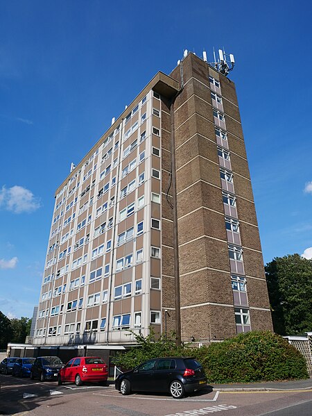 File:Leith Towers, Sutton.jpg