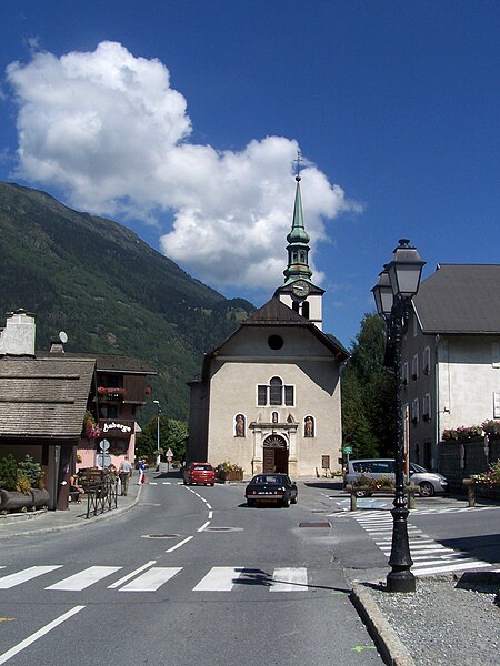 File:Les Houches Kirche 1.jpg