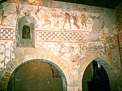 Lourouer-Saint-Laurent. Mur nord de l'église.