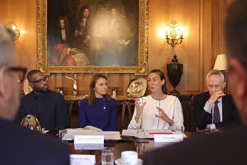 File:Lucy Frazer hosts National Physical Taskforce roundtable on 27 September 2023 (15).jpg