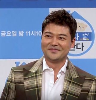 <span class="mw-page-title-main">Jun Hyun-moo</span> South Korean announcer, presenter