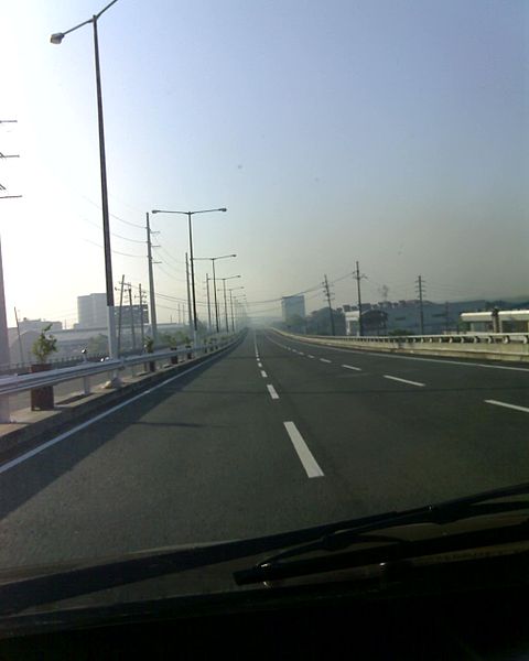 The Skyway, the first elevated toll road in the country, as pictured in 2007