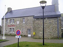 Mairie de Plourin (France, Finistère).JPG