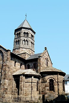 Vista de Mauriac. (definicion vertadièra 1 024 × 1 536)