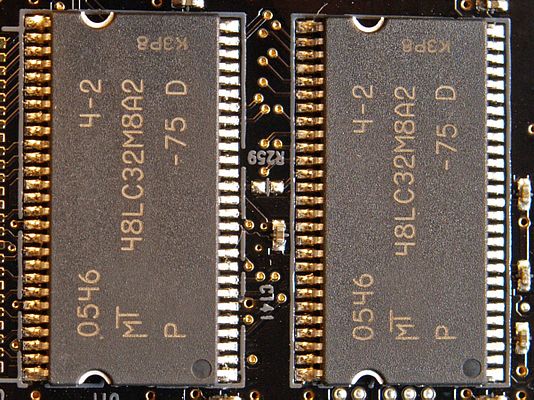 M 8 2. Микросхемы SDRAM. Микрочип SDR. Dram Micron. Один чип Dram.