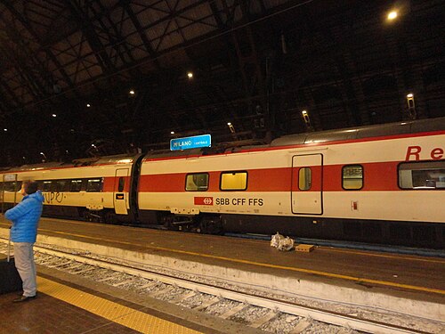 File:Milano Centrale Railway Station